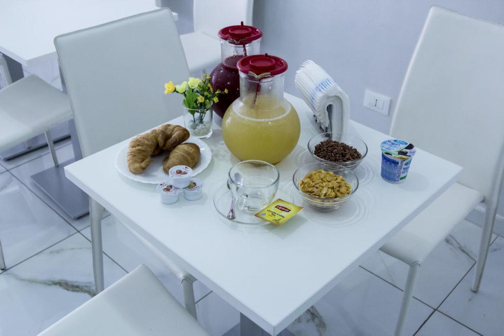 Tiburtina Hotel Holiday Рим Екстериор снимка