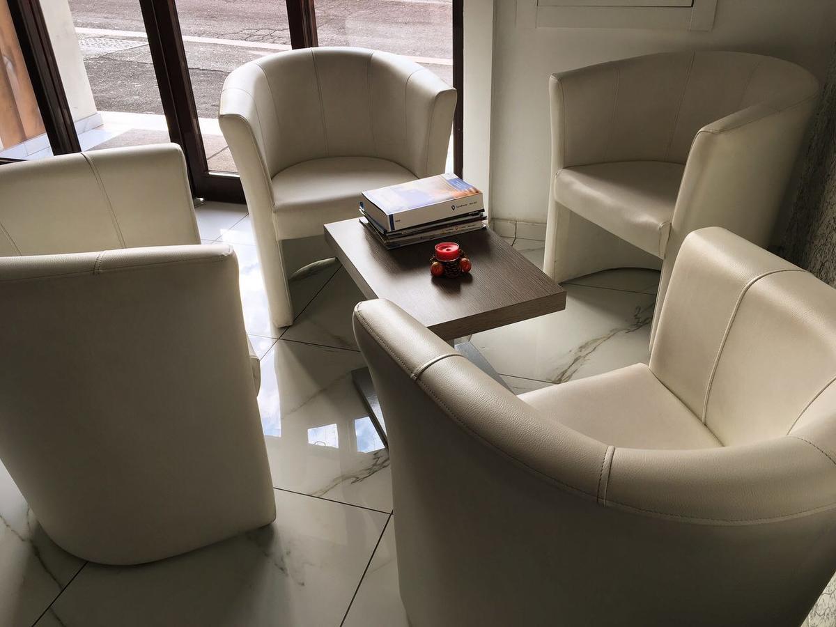 Tiburtina Hotel Holiday Рим Екстериор снимка